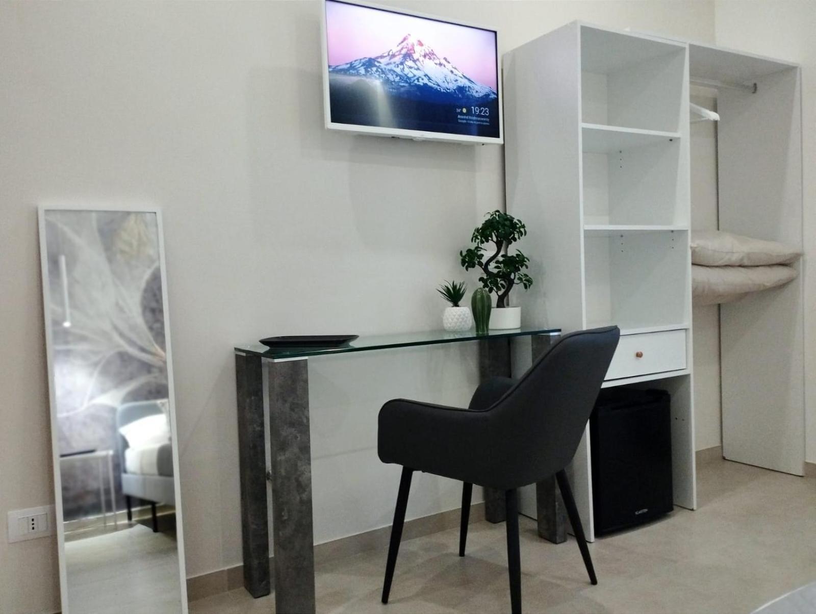 Agatha Modern Elegant Rooms SantʼAgata di Militello Kültér fotó