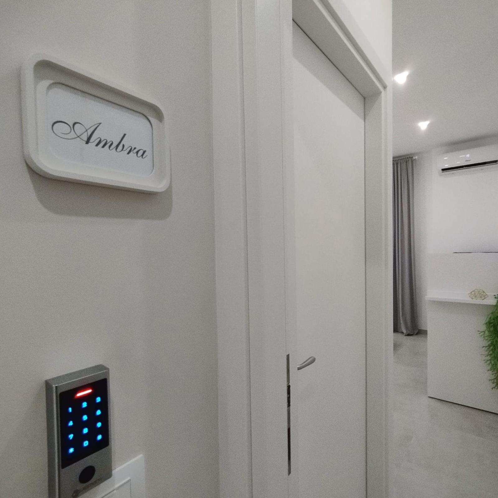 Agatha Modern Elegant Rooms SantʼAgata di Militello Kültér fotó